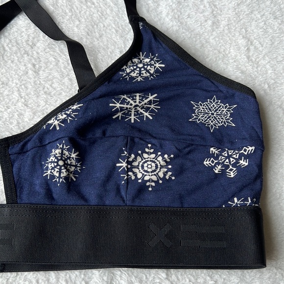 TOMBOYX Snowflake Bralette - Picture 9 of 14